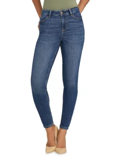 New 🎉 Guess 1981 Skinny Jean In Mid Blue 😍